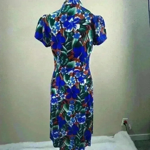 J. Crew Blue Floral Mid  Length Button Up  Women's XXS Tropical  50s Feel DC1 - Picture 7 of 8